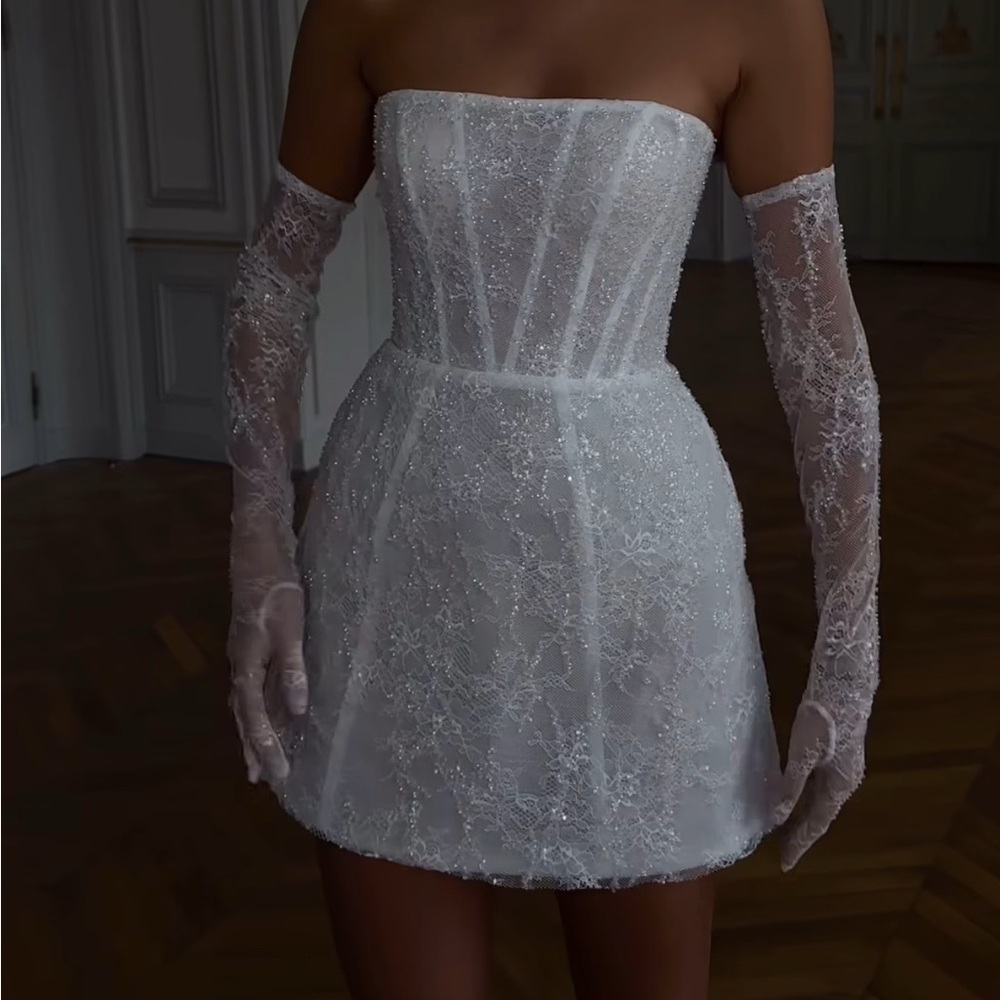 Rosie Etienne Bridal Eva Mini Strapless Beaded Lace Second Look Wedding Dress